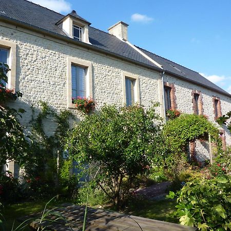 Chambres D'Hotes Le Clos Tassin โคลวิลล์-ซัวร์-แมร์ ภายนอก รูปภาพ