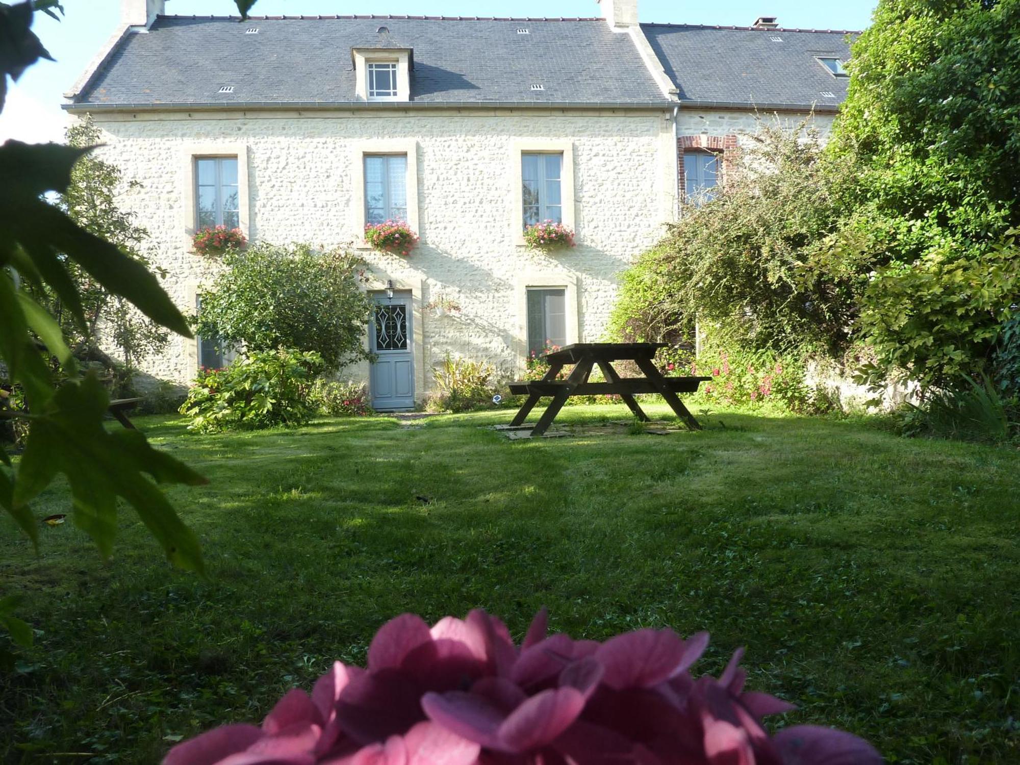 Chambres D'Hotes Le Clos Tassin โคลวิลล์-ซัวร์-แมร์ ภายนอก รูปภาพ